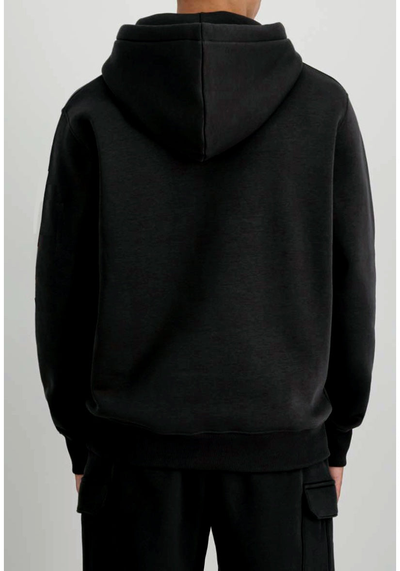 Voyage’s Pullover Hoodie (Black)